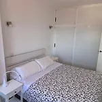 Gueldes דירה *